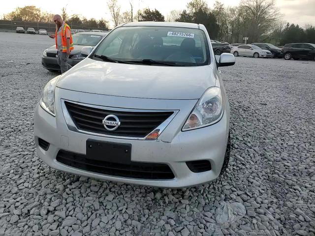 Nissan Versa 2013