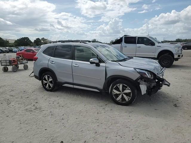 Subaru Forester 2019