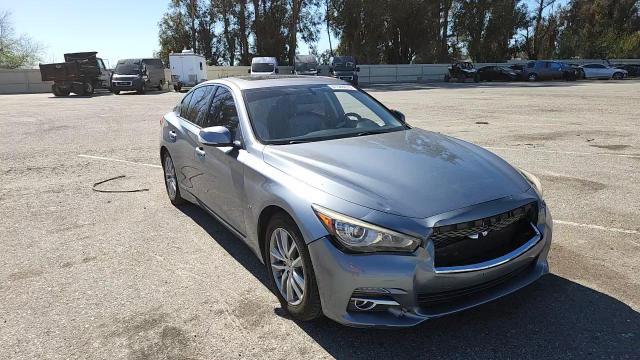 Infiniti Q50 2015