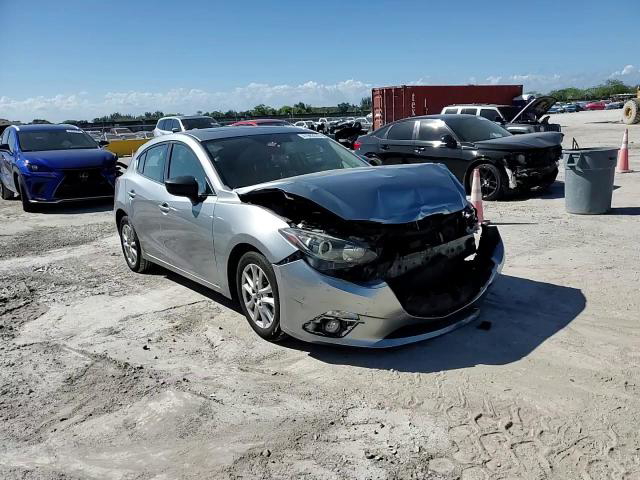 Mazda 3 2015