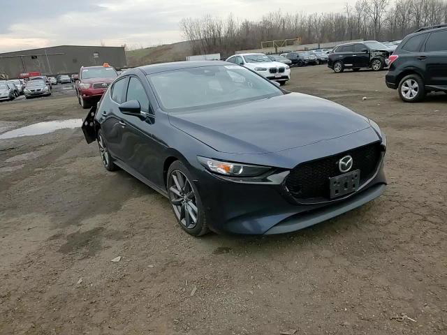 Mazda 3 2019