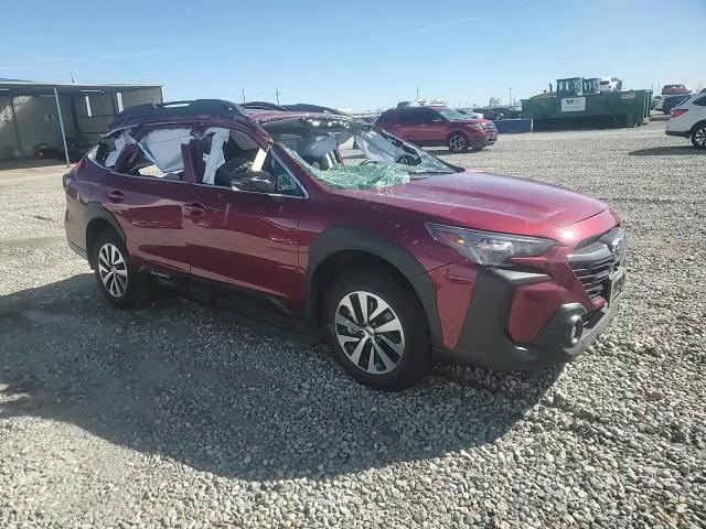 Subaru Outback 2025