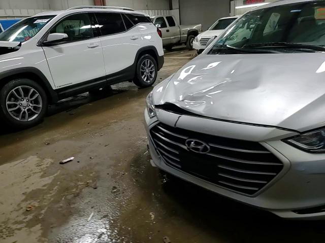 Hyundai Elantra 2018