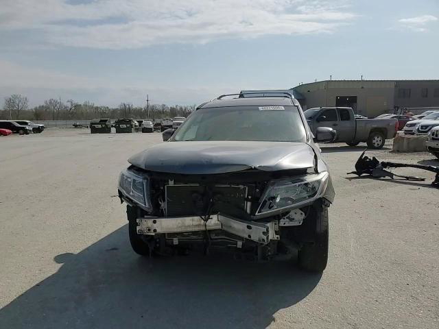 Nissan Pathfinder 2016