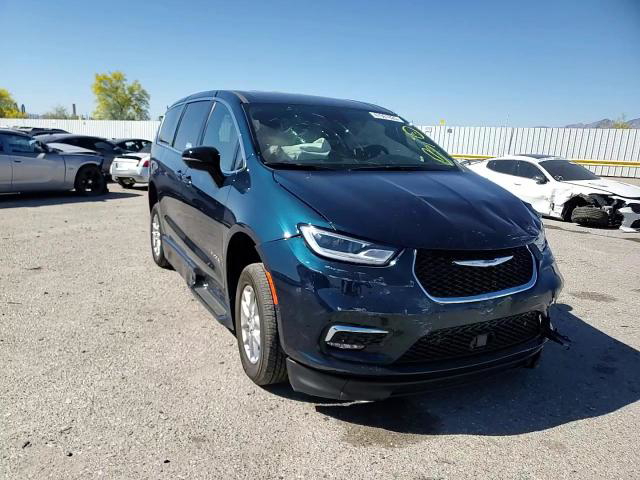 Chrysler Pacifica 2025