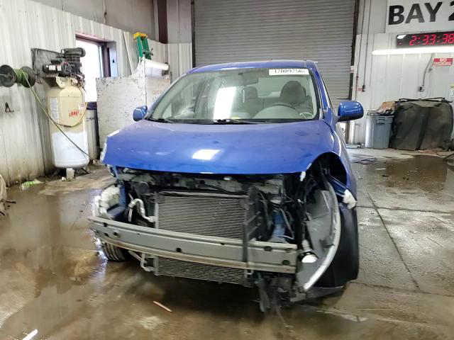 Nissan Versa 2012