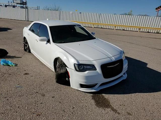 Chrysler 300 2017