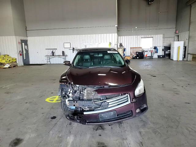Nissan Maxima 2014