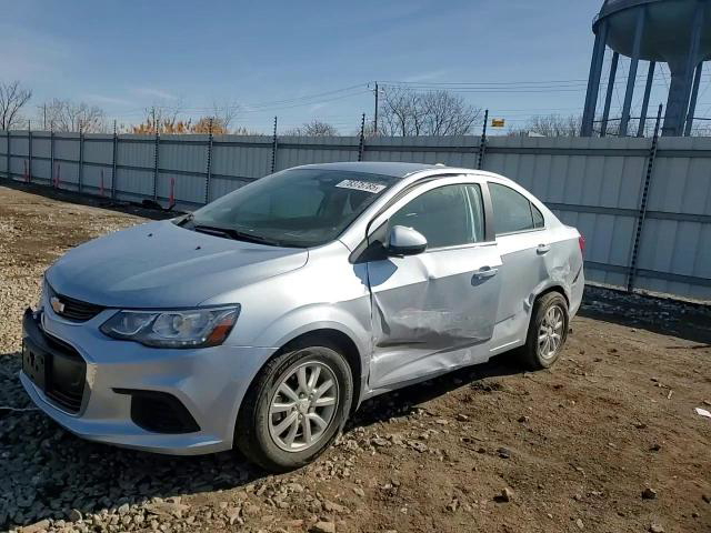 Chevrolet Sonic 2018