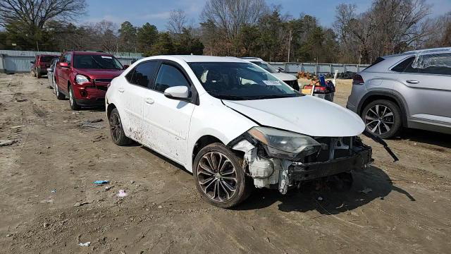 Toyota Corolla 2015