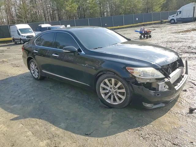 Lexus LS 2011