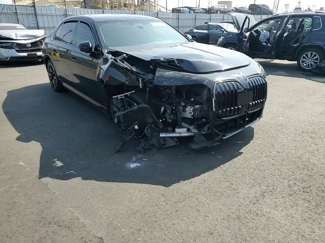 BMW i7 2024
