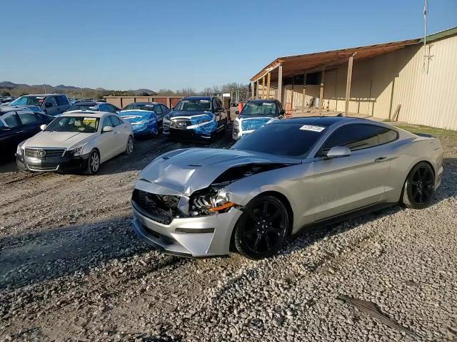 Ford Mustang 2020