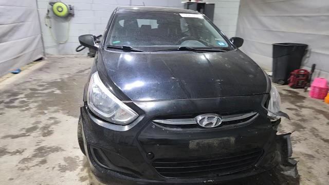 Hyundai Accent 2015