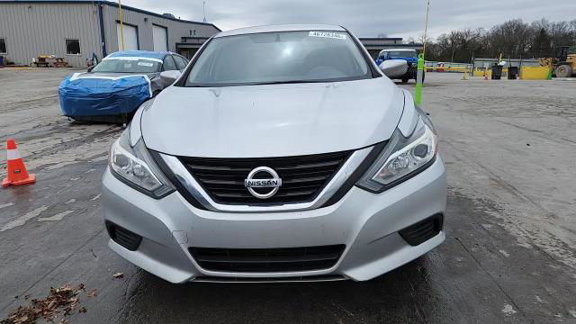 Nissan Altima 2018