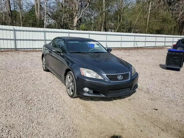 Lexus IS 2010