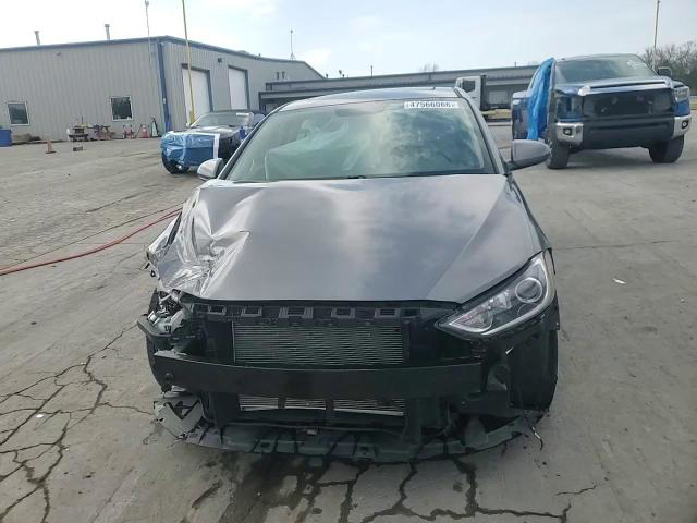 Hyundai Elantra 2018