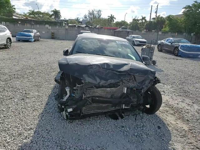 Hyundai Elantra 2022