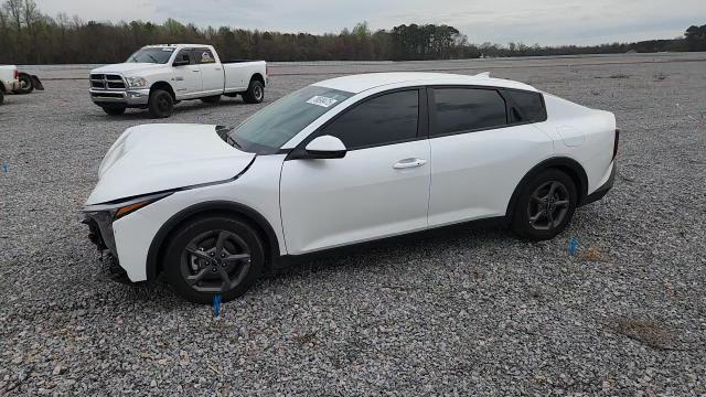 Kia K4 2025