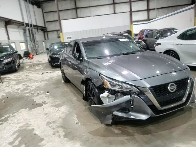 Nissan Altima 2019