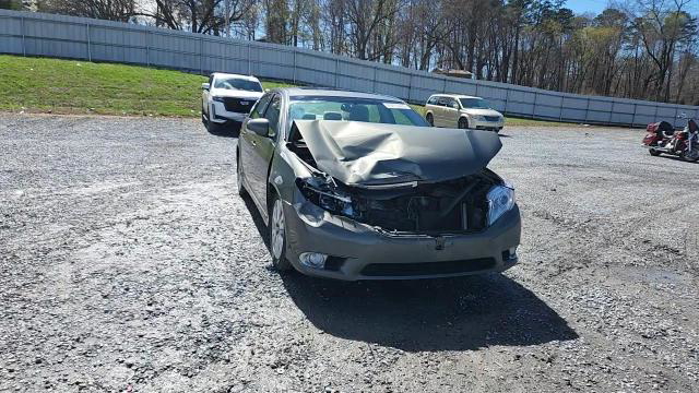 Toyota Avalon 2011