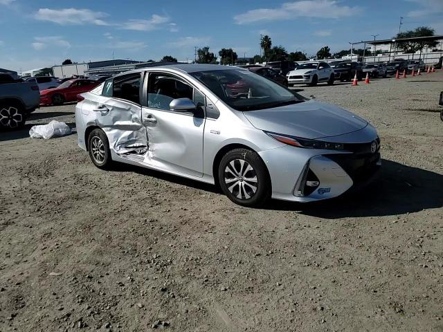 Toyota Prius 2021
