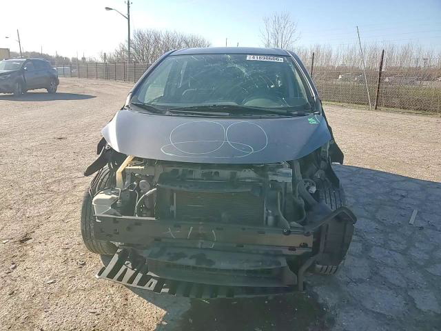 Nissan Versa 2016