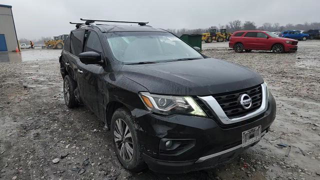 Nissan Pathfinder 2020