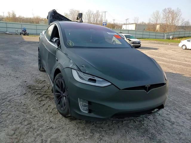 Tesla Model X 2018