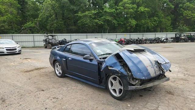 Ford Mustang 2003
