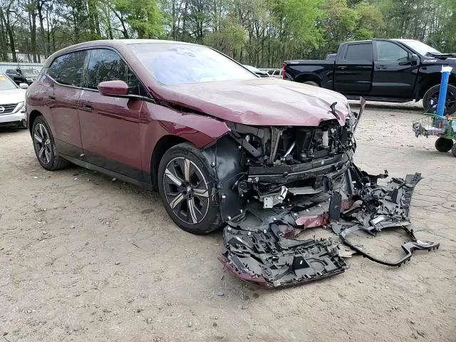 BMW iX 2025