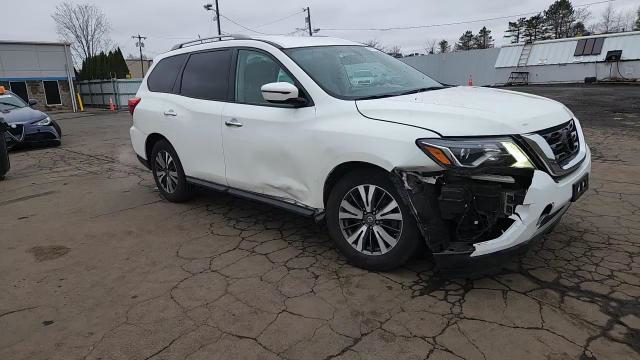 Nissan Pathfinder 2017