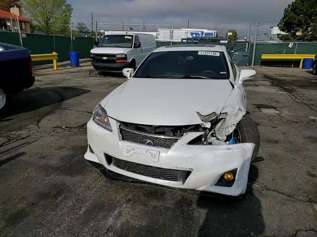 Lexus IS 2011