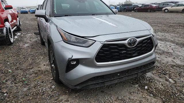 Toyota Highlander 2020