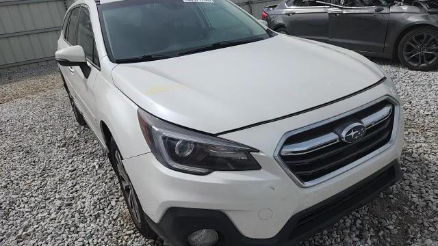 Subaru Outback 2018