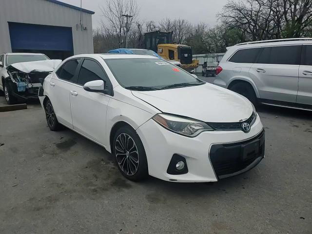 Toyota Corolla 2015