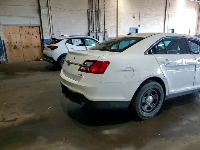 Ford Taurus 2013