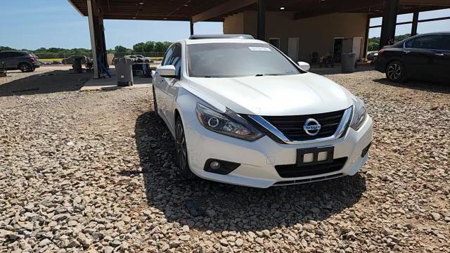 Nissan Altima 2017