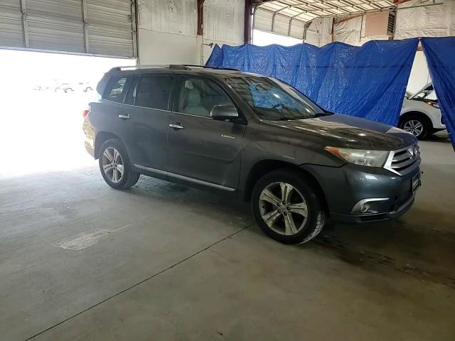 Toyota Highlander 2011