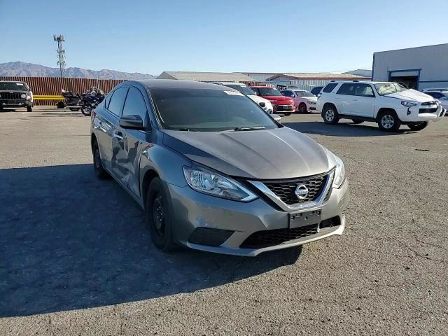 Nissan Sentra 2019