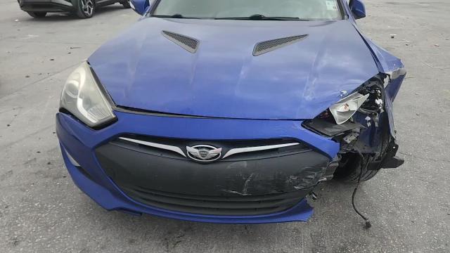 Hyundai Genesis 2013