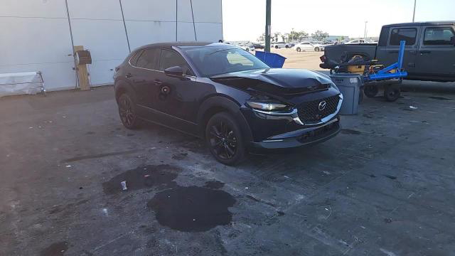 Mazda CX-30 2024