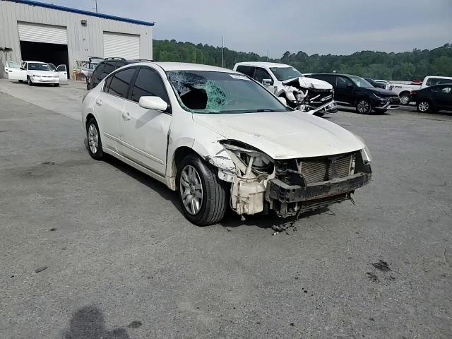 Nissan Altima 2012