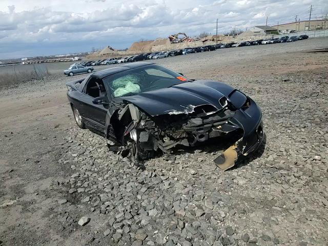 Pontiac Firebird 2002