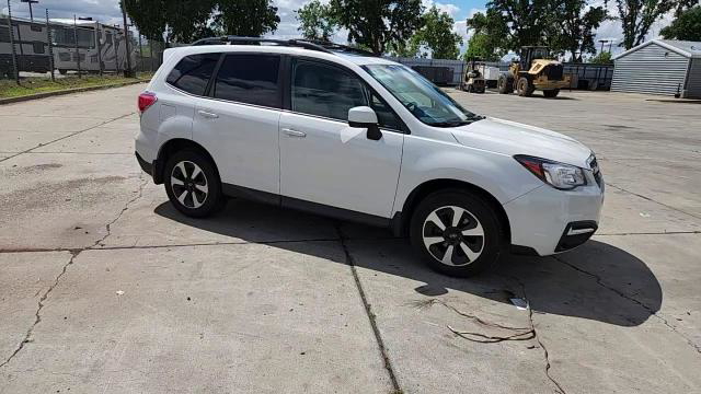 Subaru Forester 2017