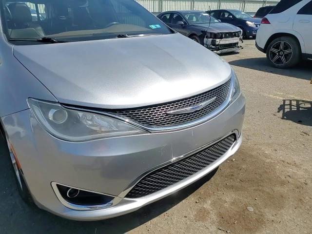 Chrysler Pacifica 2020
