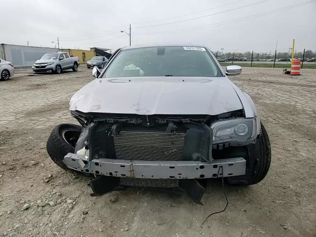 Chrysler 300 2017