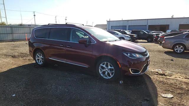 Chrysler Pacifica 2017