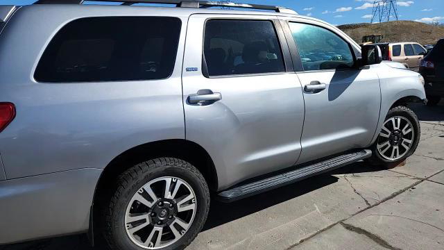 Toyota Sequoia 2016