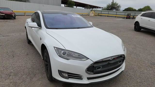 Tesla Model S 2013